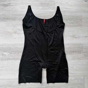 Spanx SIMPLICITY Bodysuit Shapewear Black Open Bust Mid-Thigh Size 3X LIKE NEW!